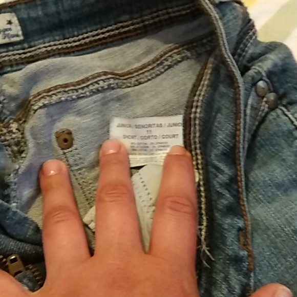 L.e.i. Jeans - Picture 3 of 5